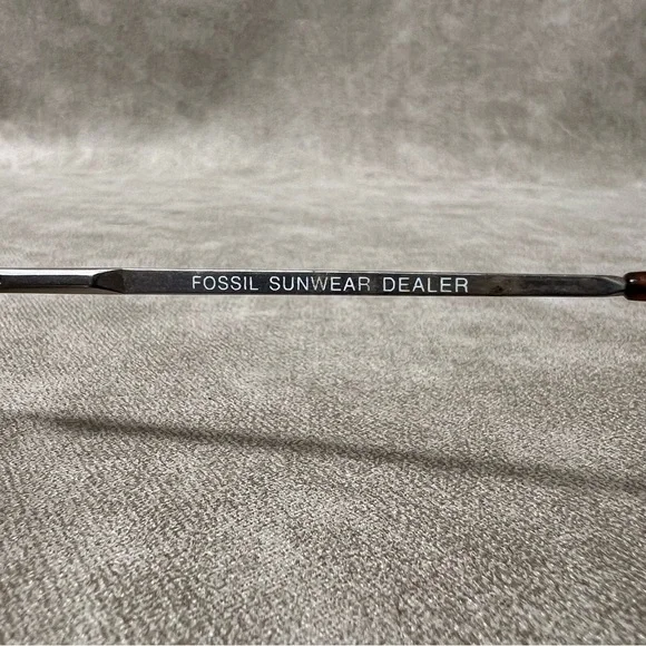 Vintage FOSSIL SUNWEAR DEALER Sunglasses New - Picture 5 of 6